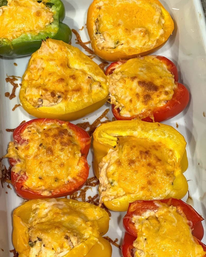 Low carb Cheesy chicken stuffed peppers